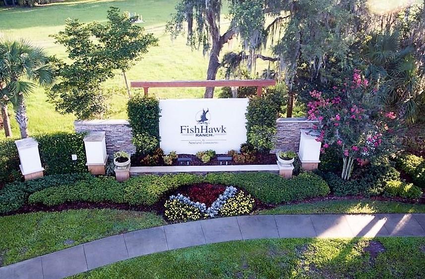 4909 Oakline View Drive, Lithia, Florida 33547, 4 Bedrooms Bedrooms, ,3 BathroomsBathrooms,Residential,For Sale,OAKLINE VIEW,T3455686