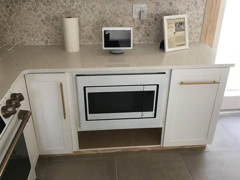 High End Microwave