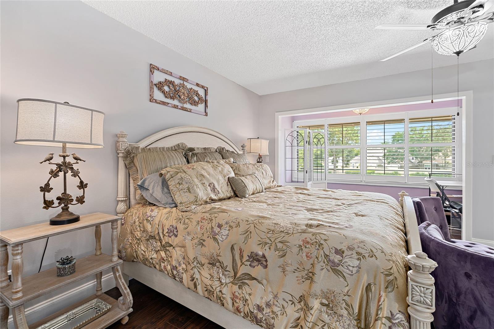 Spacious owner's suite upstairs