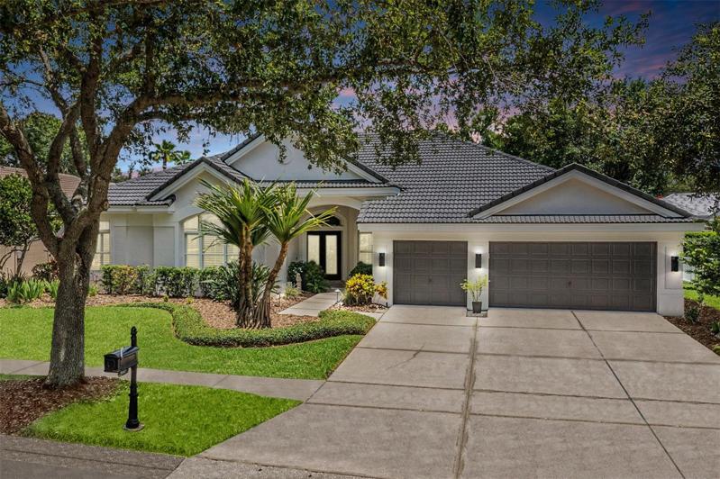9147 Highland Ridge - 3179 Square Feet - 4 Bedrooms - 3 Bathrooms - Office - Bonus Room - Completely updated, shows like a model home!