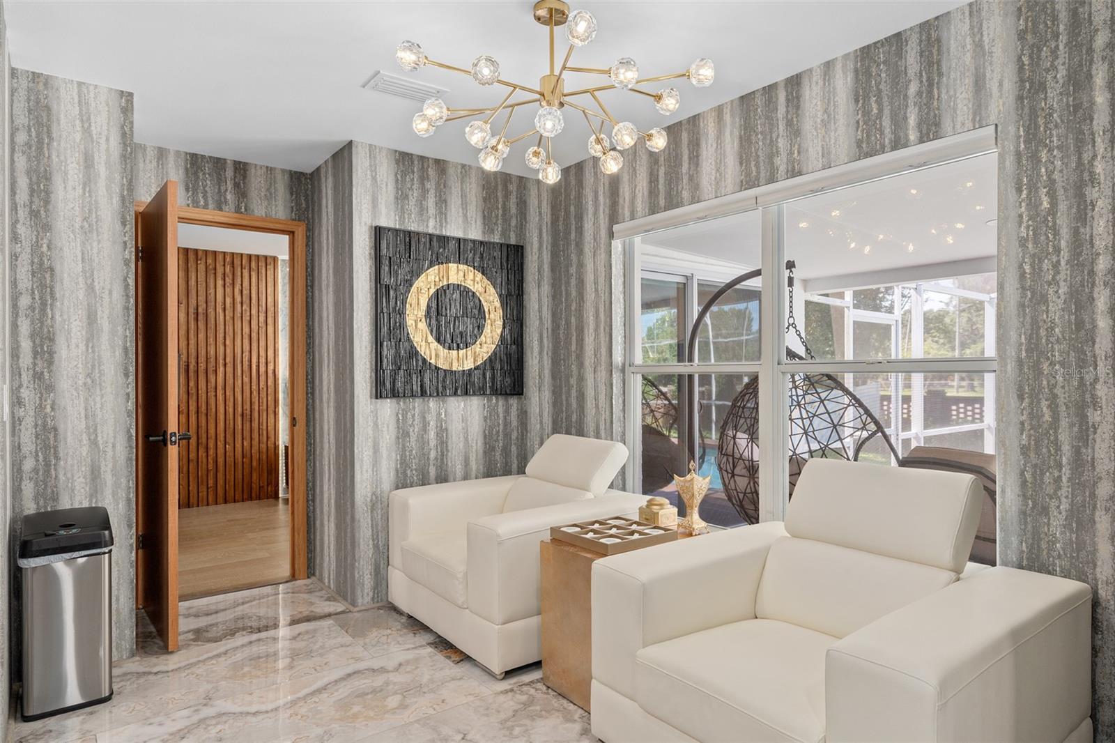 Lounge area