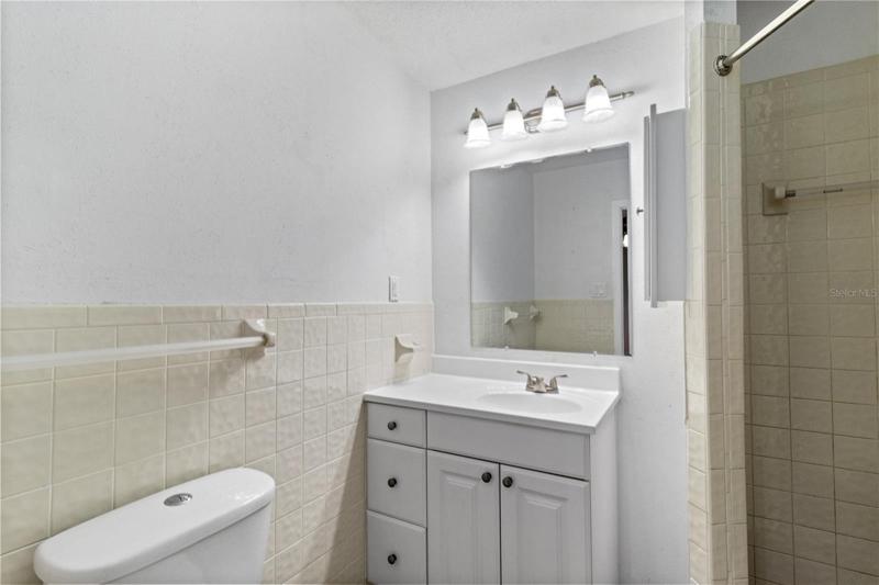 Mini Master bath