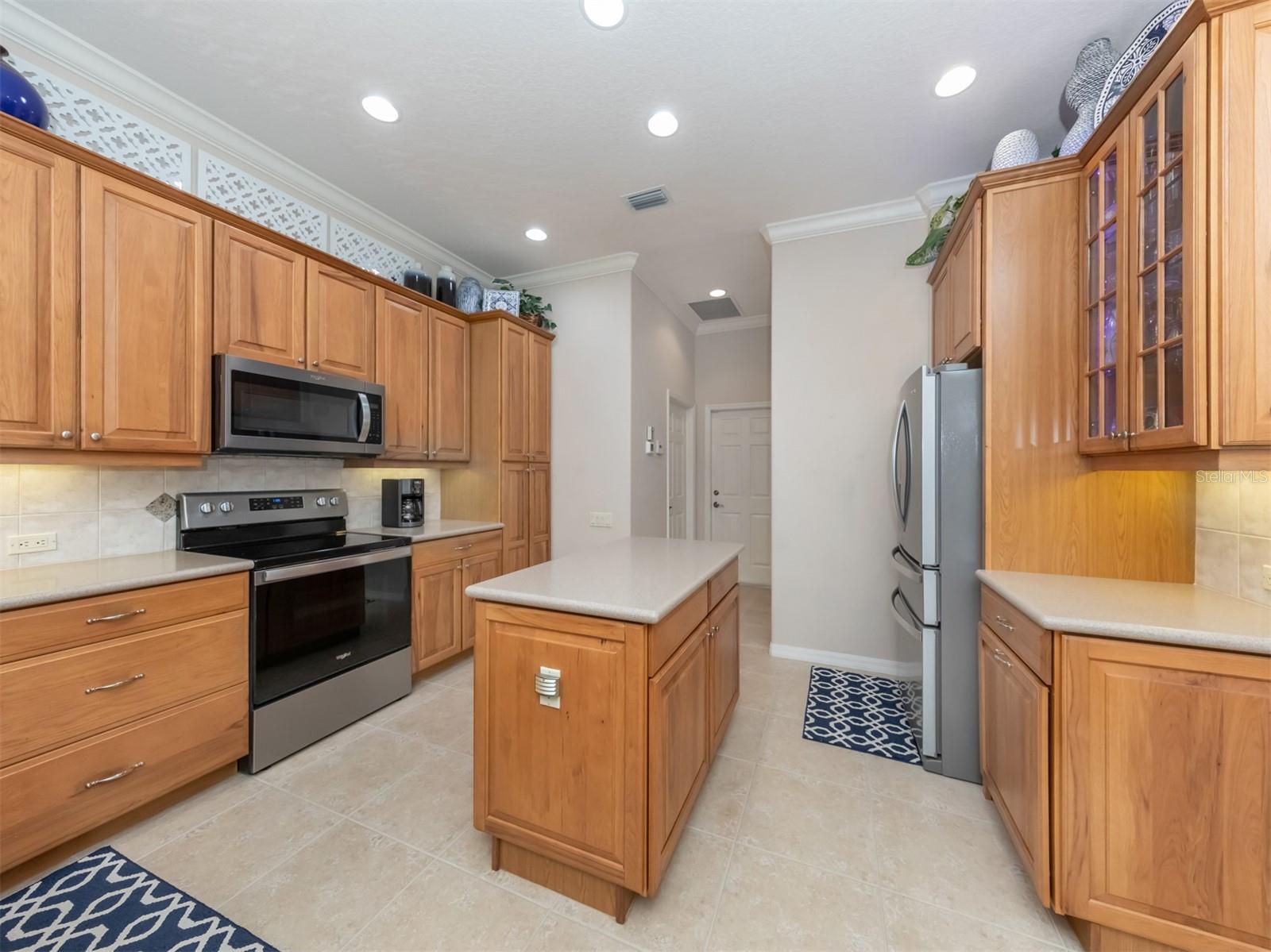 1057 Tuscany Boulevard, Venice, Florida 34292, 4 Bedrooms Bedrooms, ,3 BathroomsBathrooms,Residential,For Sale,TUSCANY,N6127535