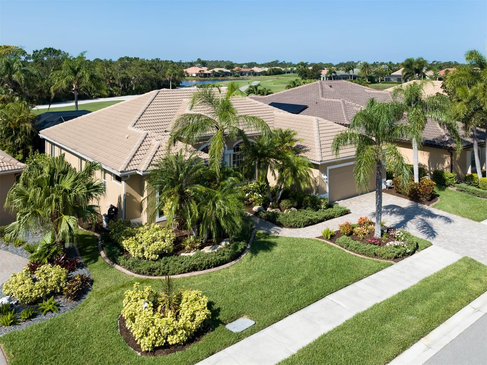 1057 Tuscany Boulevard, Venice, Florida 34292, 4 Bedrooms Bedrooms, ,3 BathroomsBathrooms,Residential,For Sale,TUSCANY,N6127535