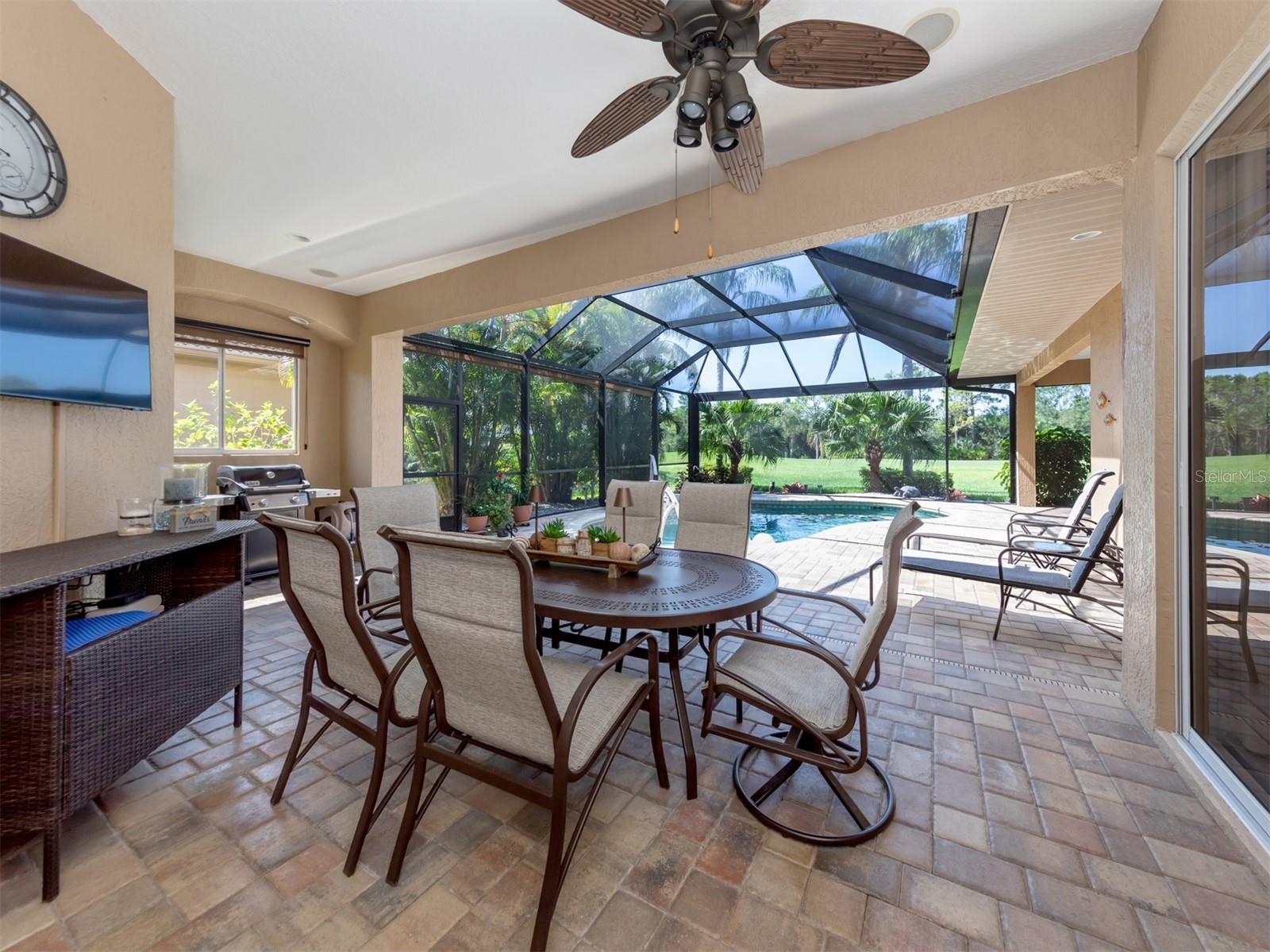 1057 Tuscany Boulevard, Venice, Florida 34292, 4 Bedrooms Bedrooms, ,3 BathroomsBathrooms,Residential,For Sale,TUSCANY,N6127535