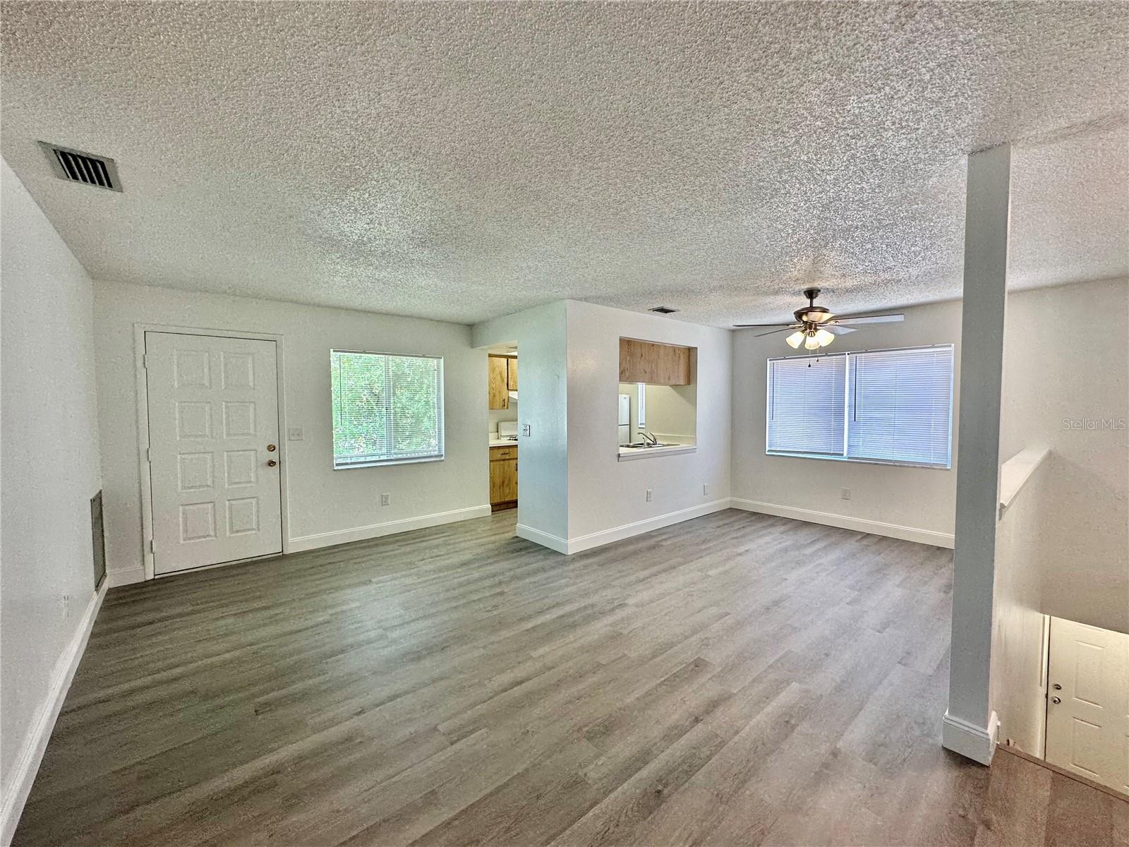 Living/Dining Room