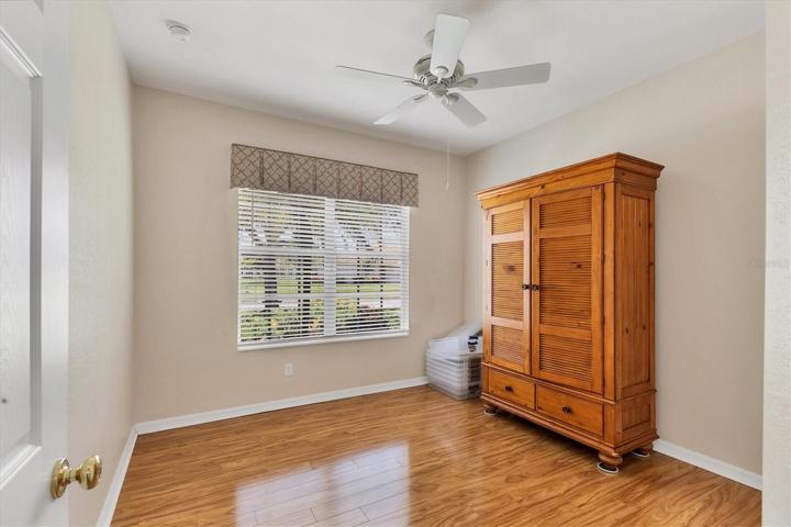 Guest bedroom