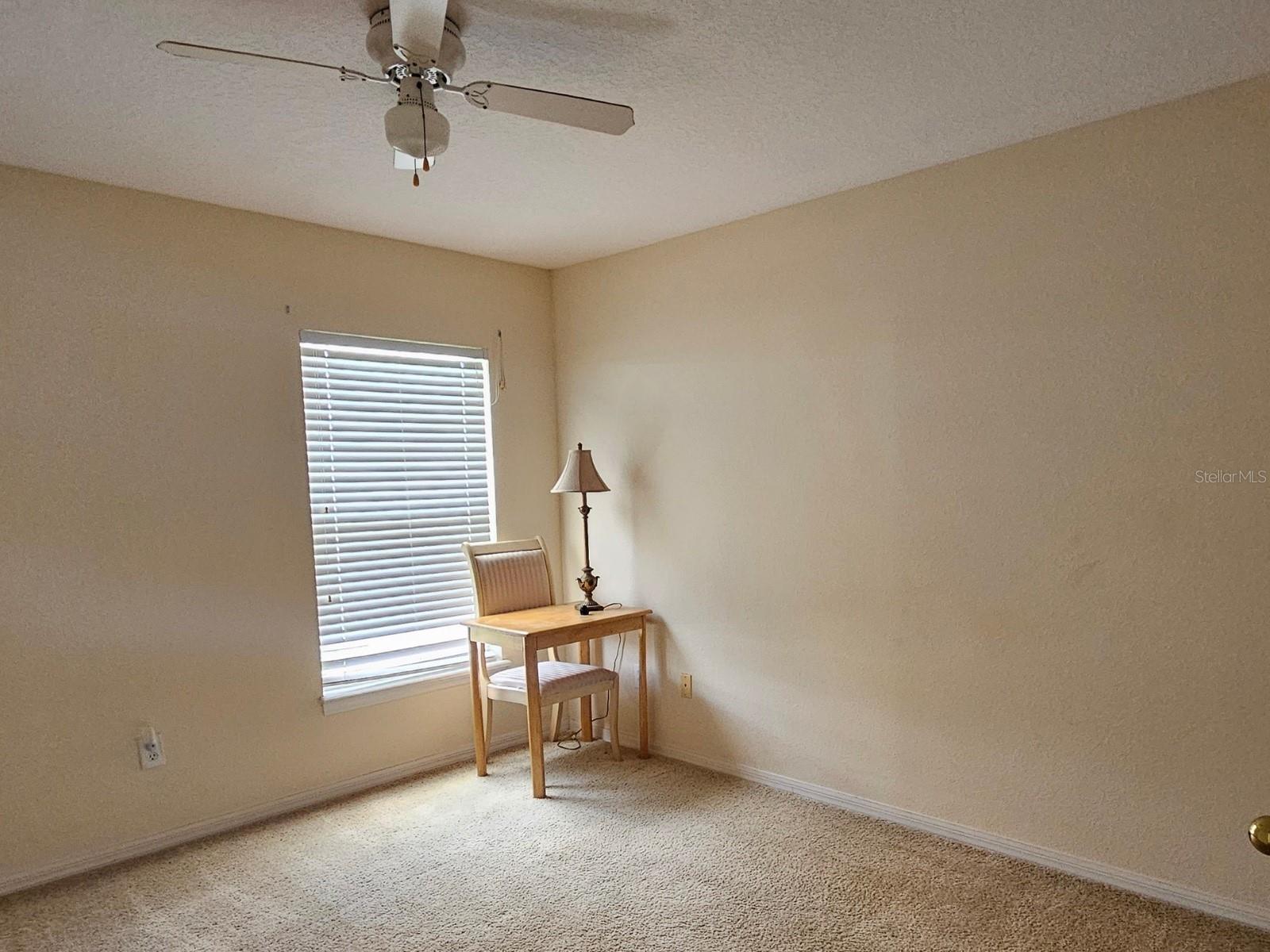 Upstairs Bedroom #4