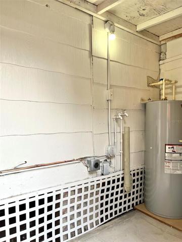Newer water heater & W/D hookup
