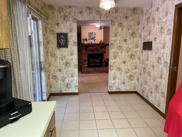Eat-in Kitchen