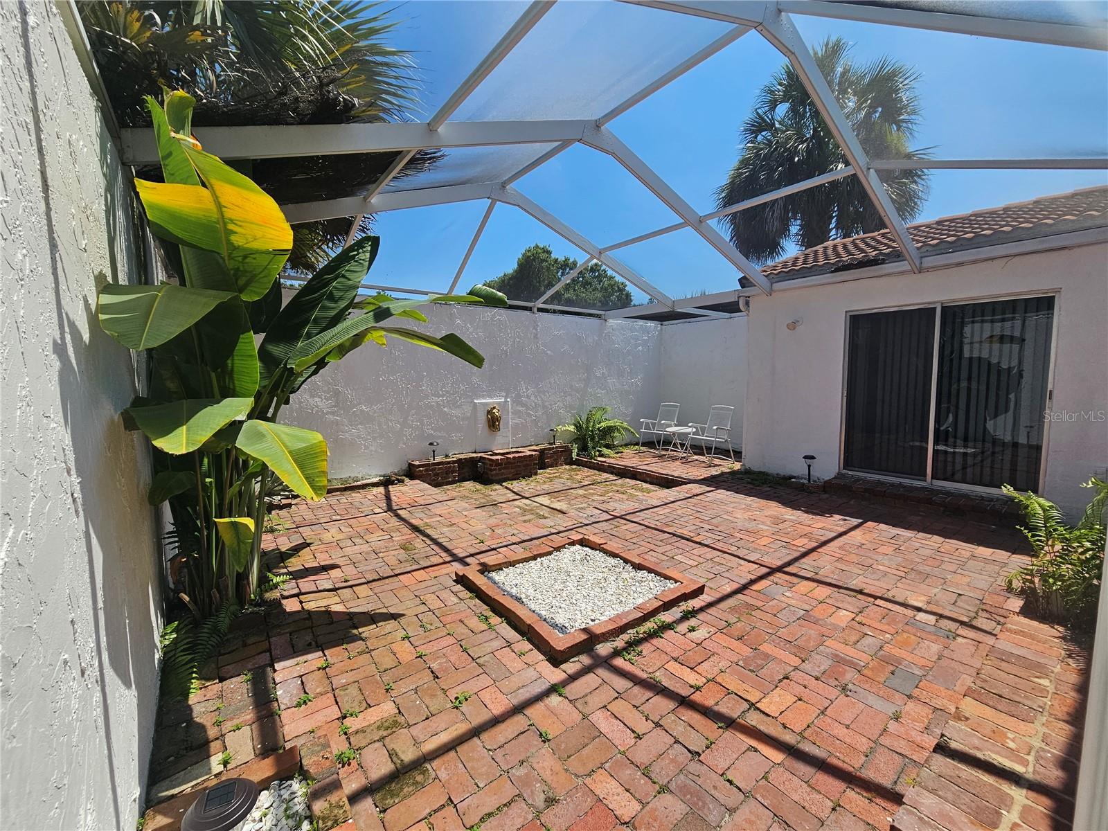 Large Screened Back Patio