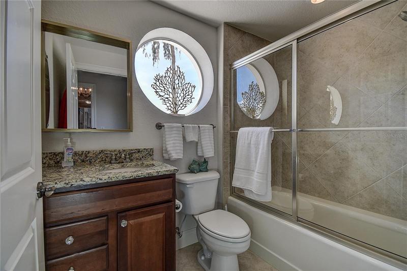 2nd Bathroom