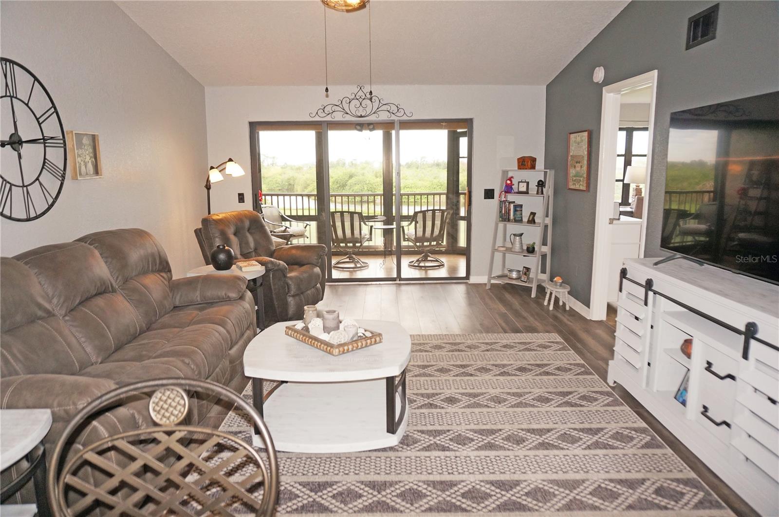 175 Kings Highway #733, Punta Gorda, Florida 33983, 2 Bedrooms Bedrooms, ,2 BathroomsBathrooms,Residential,For Sale,KINGS,C7477465