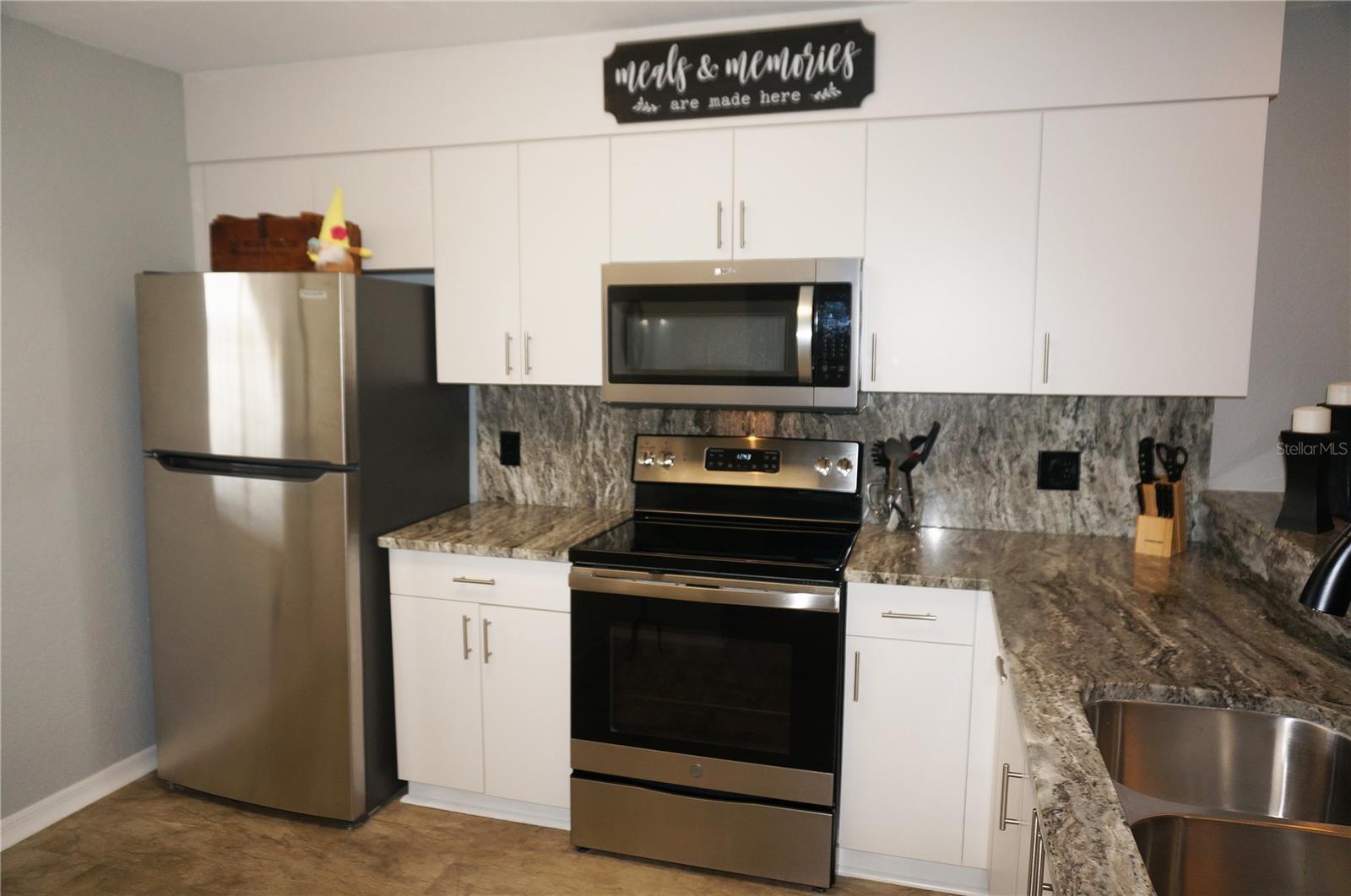 175 Kings Highway #733, Punta Gorda, Florida 33983, 2 Bedrooms Bedrooms, ,2 BathroomsBathrooms,Residential,For Sale,KINGS,C7477465