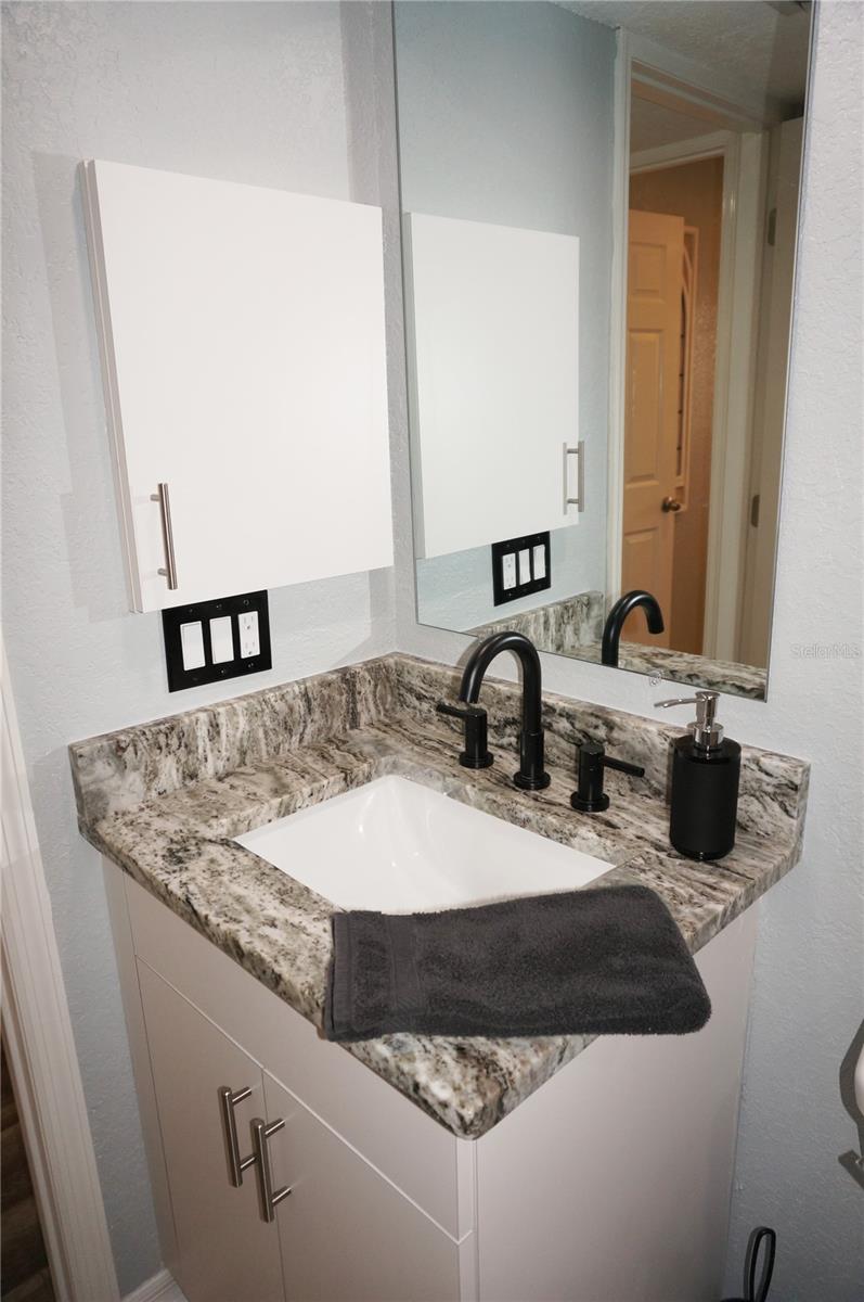 175 Kings Highway #733, Punta Gorda, Florida 33983, 2 Bedrooms Bedrooms, ,2 BathroomsBathrooms,Residential,For Sale,KINGS,C7477465