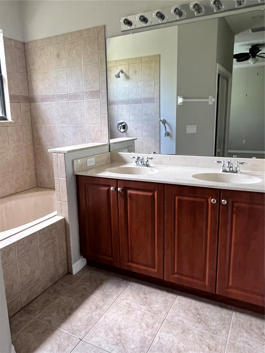 masterbath
