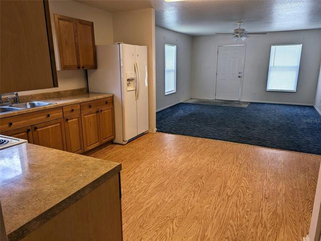 kitchen to L/R