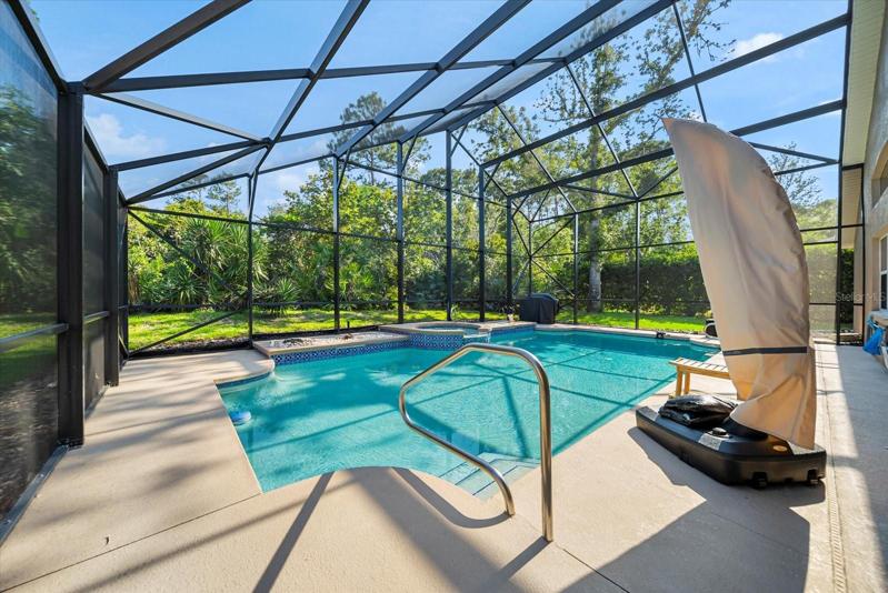 Pool with spa