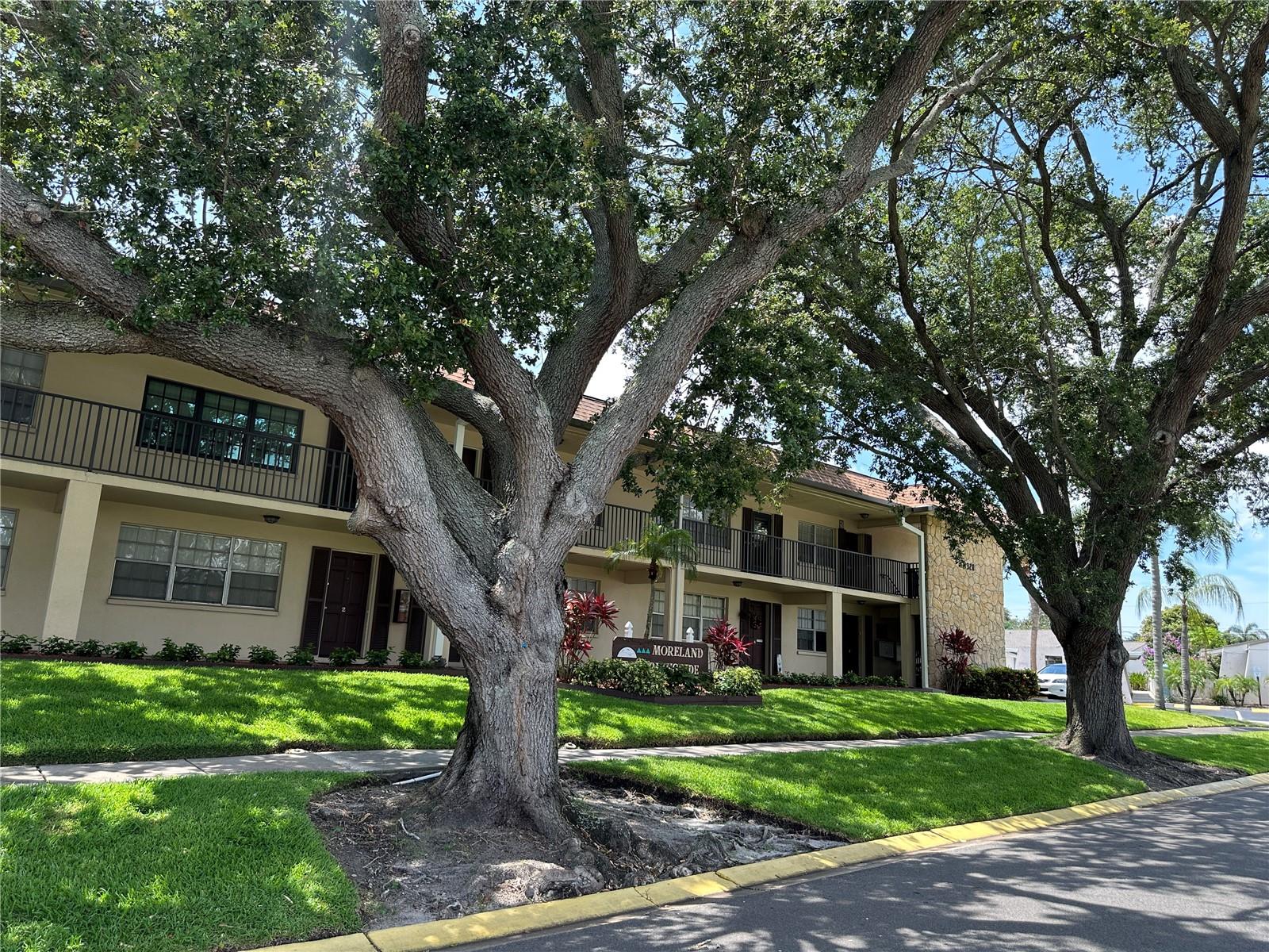 Moreland at Morningside Entrance