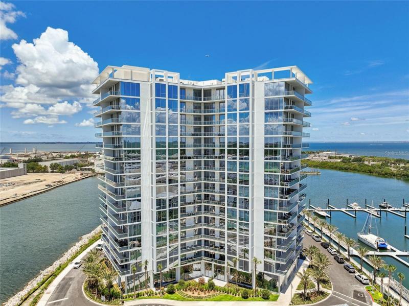 Marina Pointe