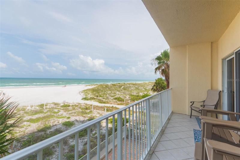 Wide view of the Gulf of Mexico