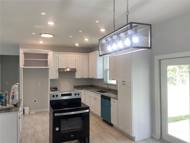 kitchen in progress