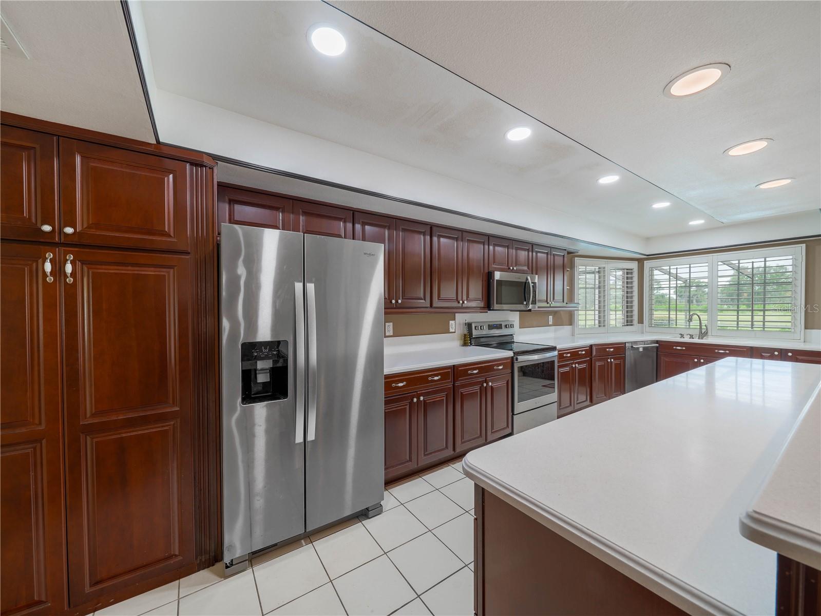 Pull out draws in cabinets