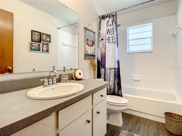 2nd Bathroom