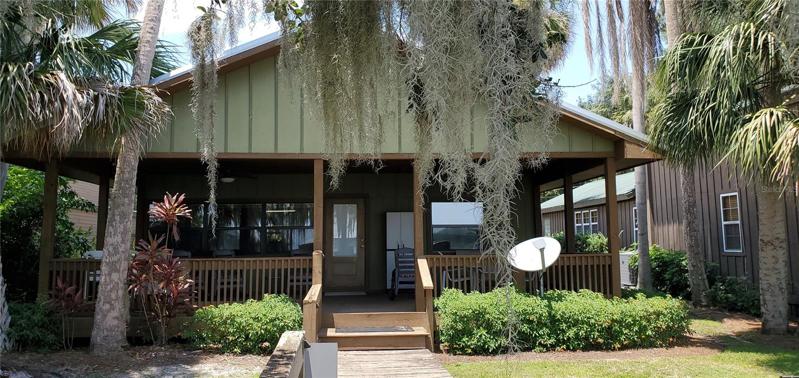 Back porch lake side