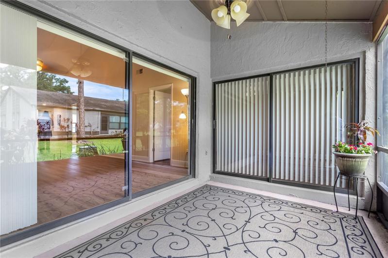 Screened/Covered Patio