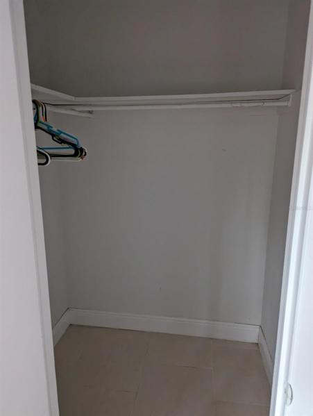 walkin closet
