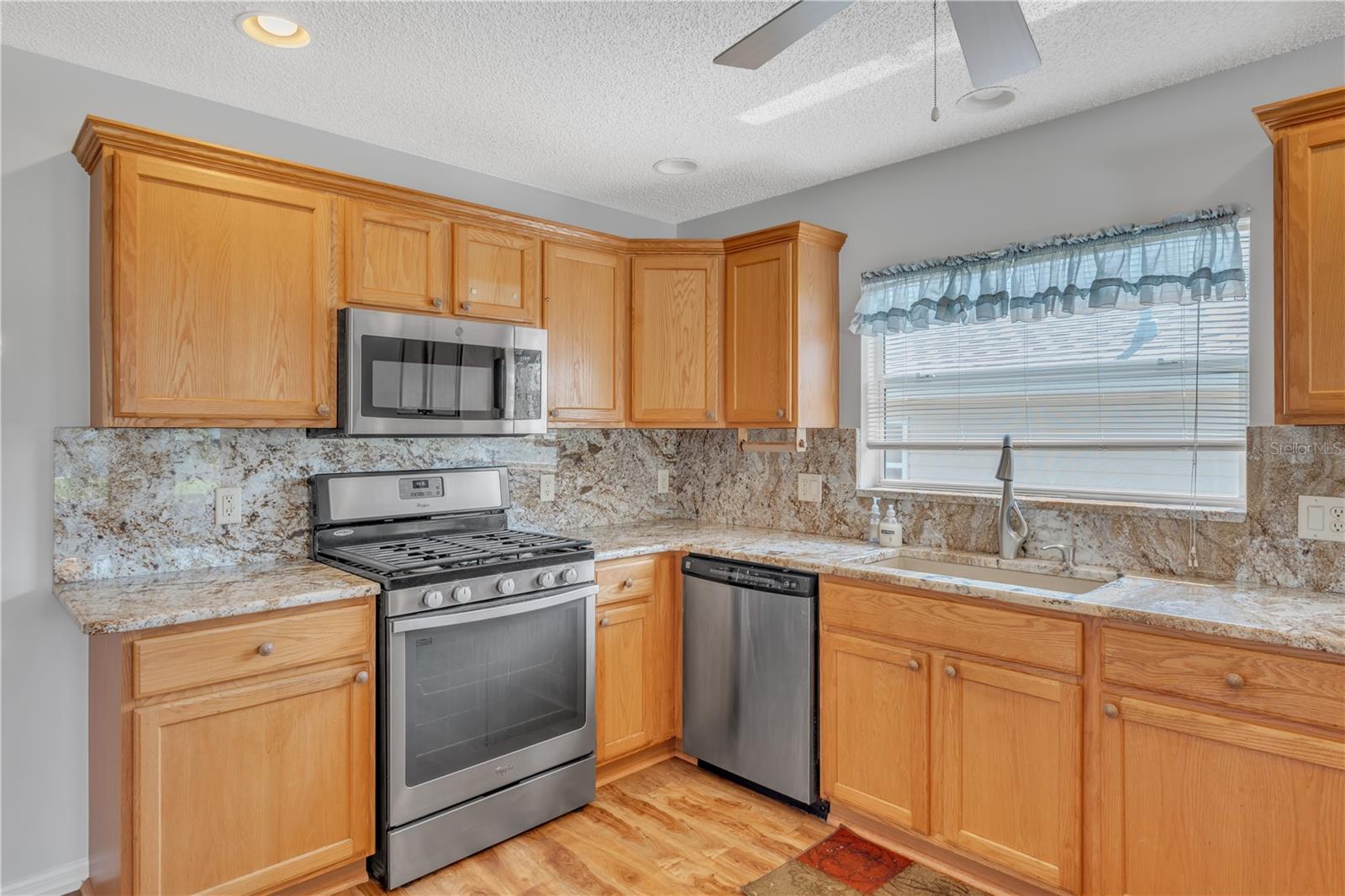7405 SE 171st Cobblestone Street, The Villages, Florida 32162, 3 Bedrooms Bedrooms, ,2 BathroomsBathrooms,Residential,For Sale,171ST COBBLESTONE,G5070577