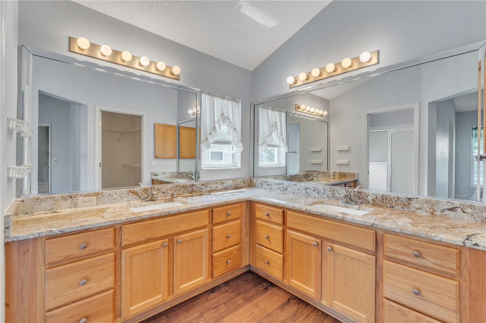 7405 SE 171st Cobblestone Street, The Villages, Florida 32162, 3 Bedrooms Bedrooms, ,2 BathroomsBathrooms,Residential,For Sale,171ST COBBLESTONE,G5070577