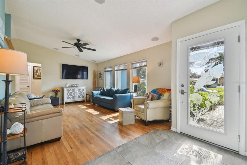 Beautiful front door, foyer area.