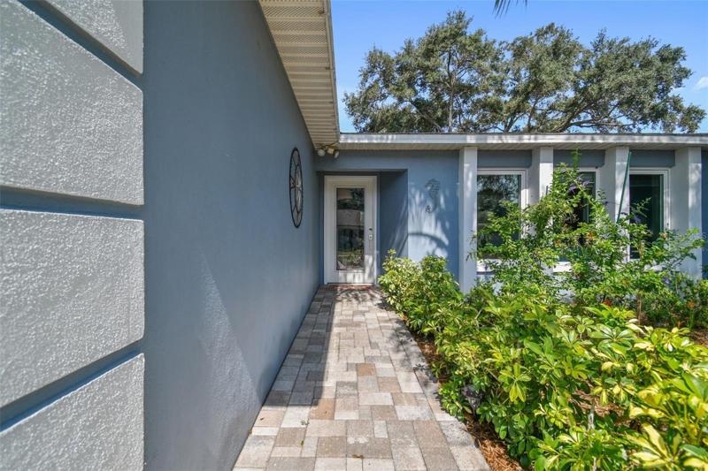 347 Cherry Laurel Dr Palm Harbor