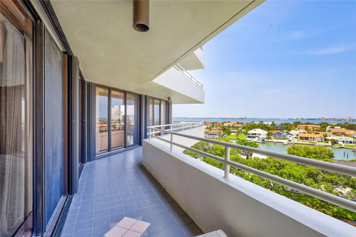 Wrap around balcony
