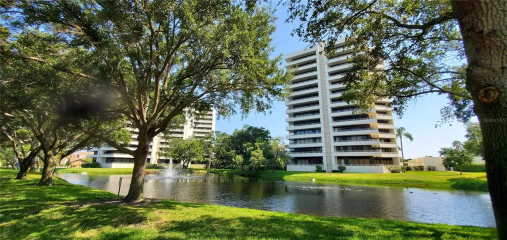 5940 Pelican Bay Plaza S