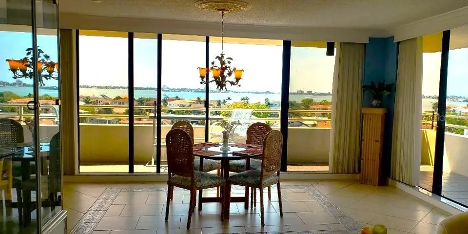 9th flooor NW corner, 75' balcony, 1910 heated square feet, 3 bedrooms, 2 baths