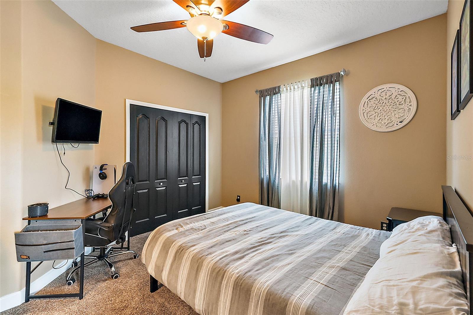 Bedroom #2 1st floor/private entrance