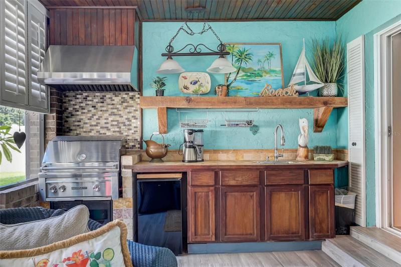 OUTDOOR KITCHEN with a BUILT-IN SEDONA GRILL!