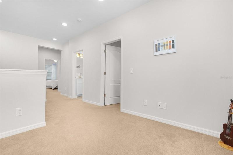 Upstairs LOFT area (optional 3rd bedroom)