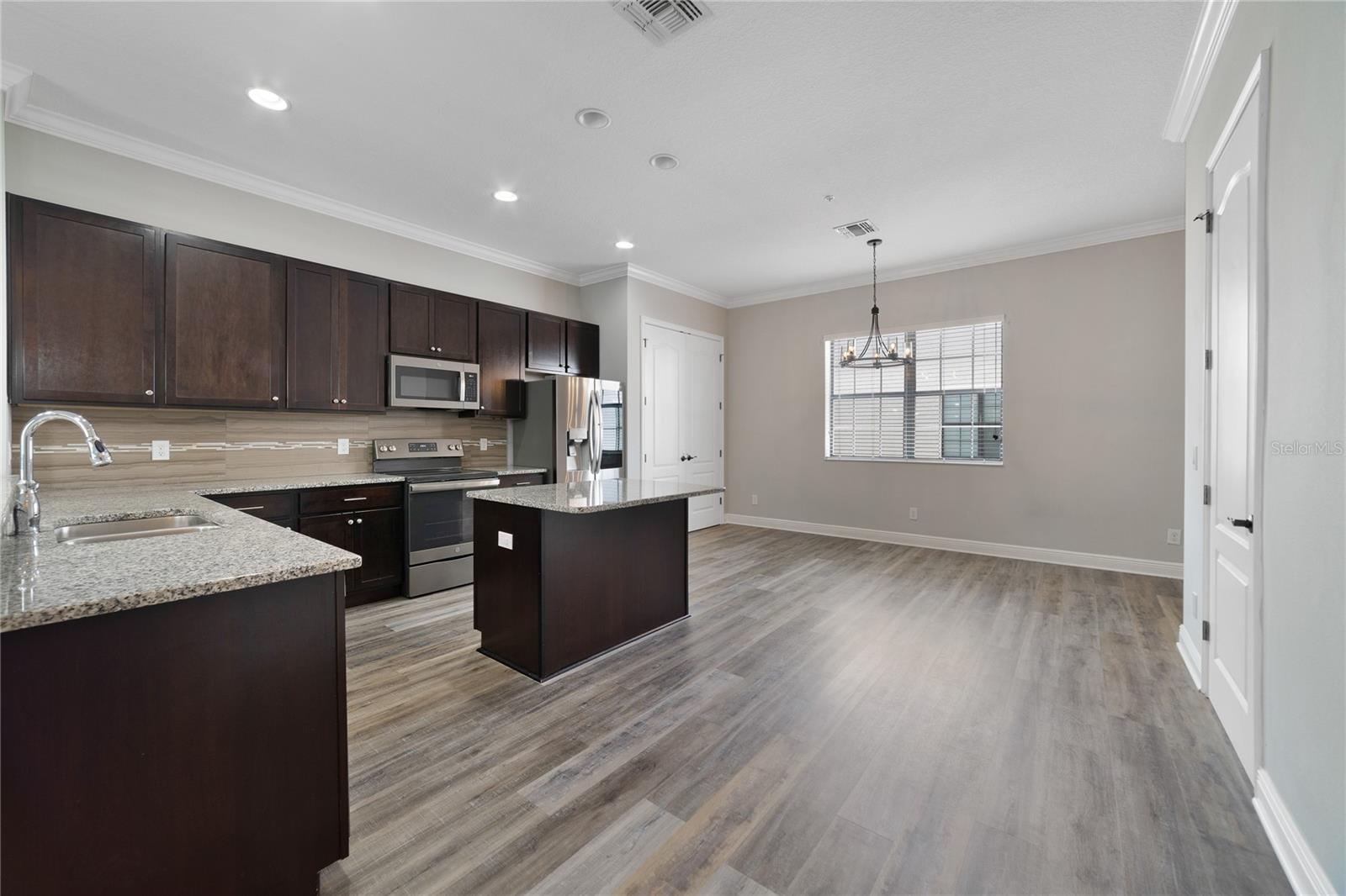 KITCHEN/DINING AREA.