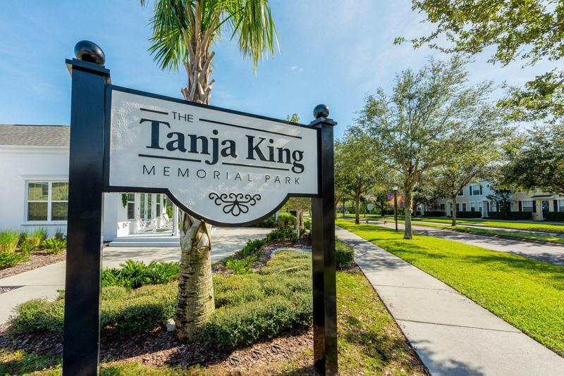 Downtown Avalon provides community events, shops, restaurants and professional services and is located near Downtown Orlando, 528, 417 & 408, Waterford Lakes Town Center, UCF, Valencia College, Research Parkway, Lockheed Martin, Siemens, Medical City, Lake Nona, beaches and Orlando attractions!