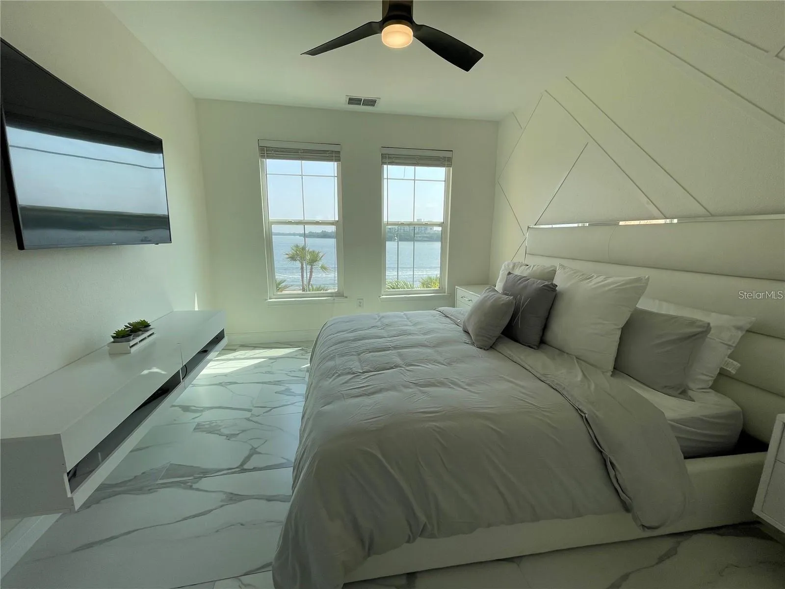 Clearwater, Florida 33764, 2 Bedrooms Bedrooms, 0 ,1 BathroomBathrooms,Residential Lease,For Rent,VIA CAPRI,0,T3456335