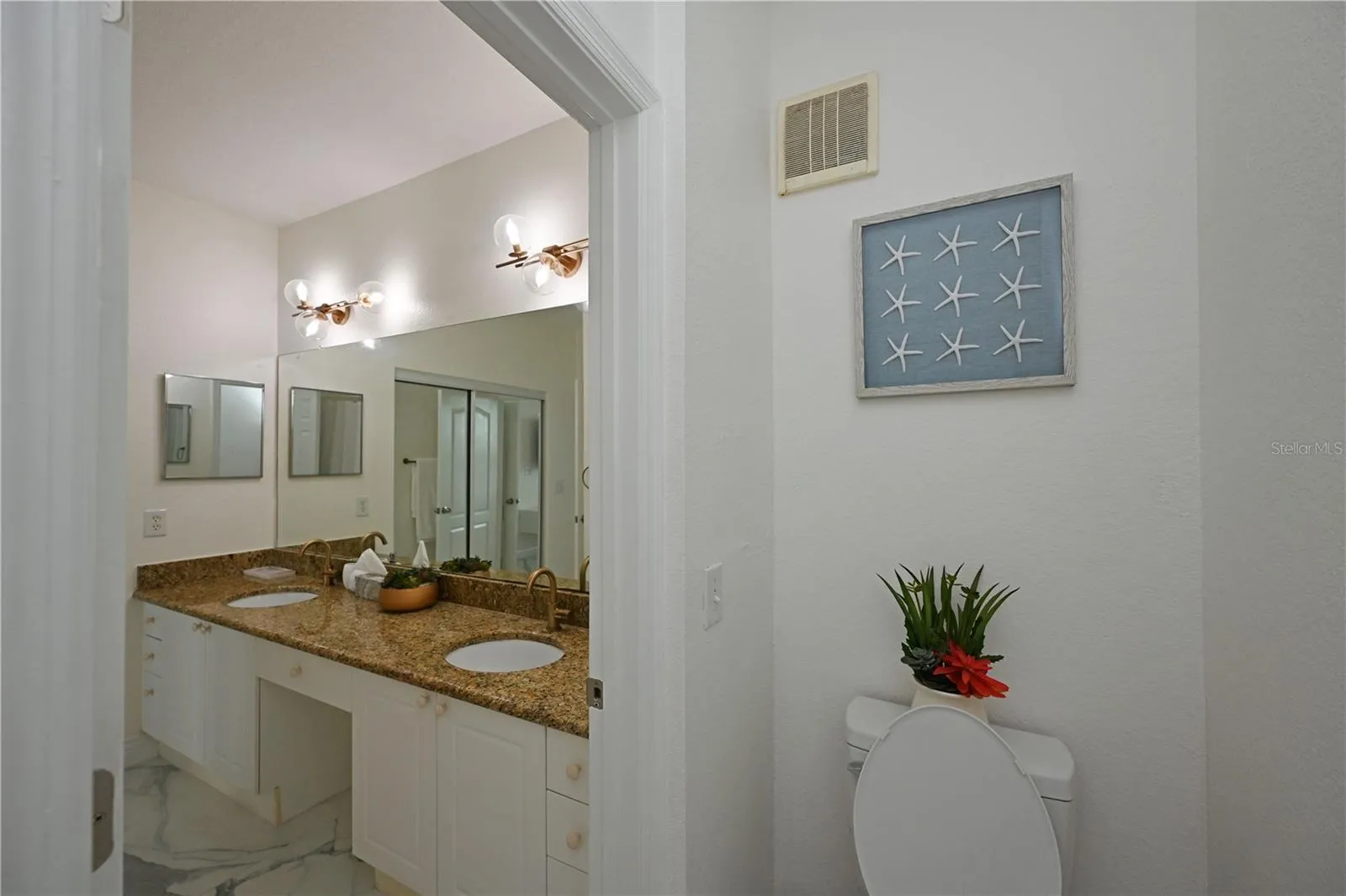 Clearwater, Florida 33764, 2 Bedrooms Bedrooms, 0 ,1 BathroomBathrooms,Residential Lease,For Rent,VIA CAPRI,0,T3456335