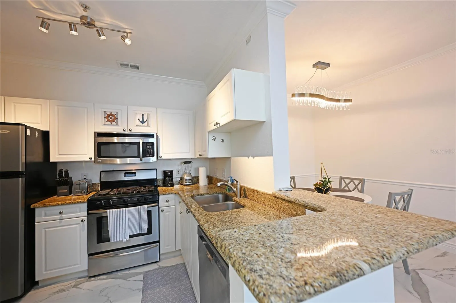 Clearwater, Florida 33764, 2 Bedrooms Bedrooms, 0 ,1 BathroomBathrooms,Residential Lease,For Rent,VIA CAPRI,0,T3456335