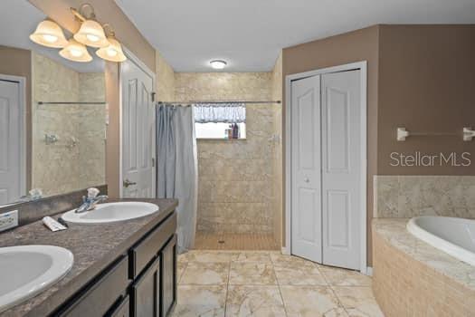 13066 Painted Bunting Avenue, Weeki Wachee, Florida 34614, 3 Bedrooms Bedrooms, ,2 BathroomsBathrooms,Residential,For Sale,PAINTED BUNTING,W7856161