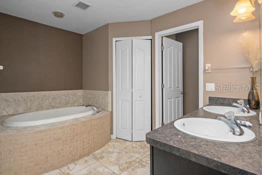13066 Painted Bunting Avenue, Weeki Wachee, Florida 34614, 3 Bedrooms Bedrooms, ,2 BathroomsBathrooms,Residential,For Sale,PAINTED BUNTING,W7856161