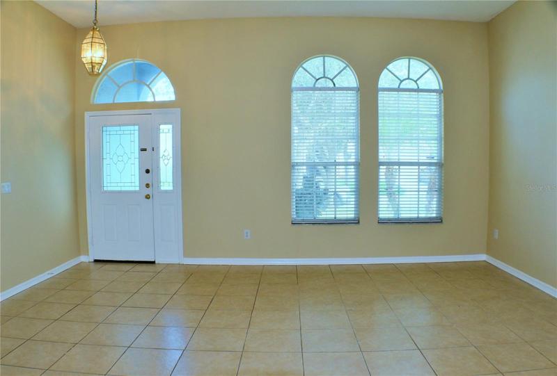 Entry - Formal Living Area