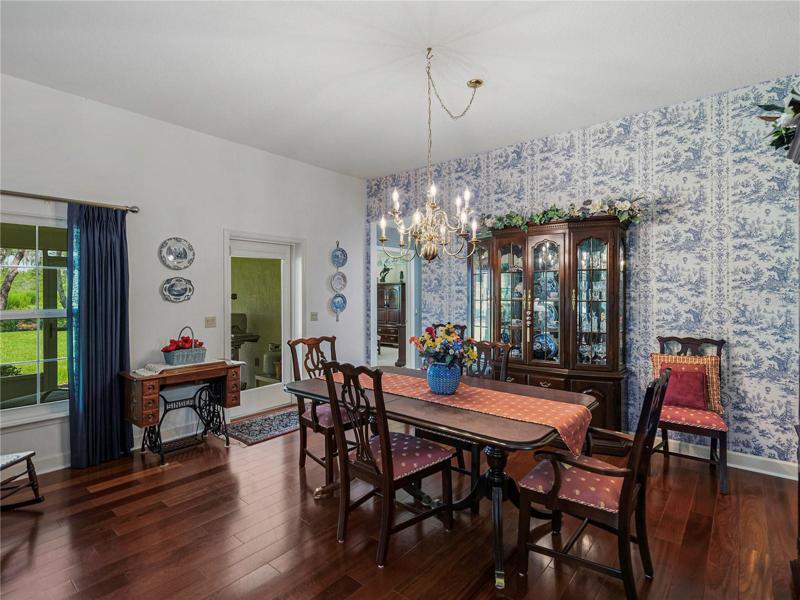 Formal dining